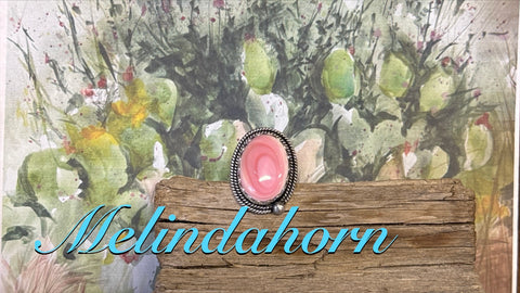 R42, pink conch shell round