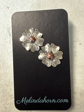3/4” Sterling Silver Western Flower stud earrings