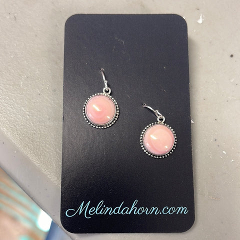 Pink conch 12 mm dangle