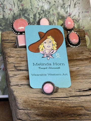 R44, round ring pink conch