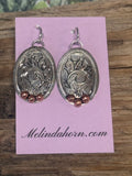 Oval engraved earrings