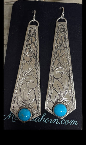 Elongated diamond Earrings