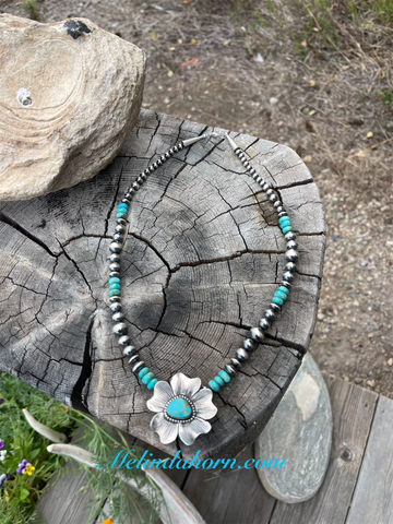 Kingman turquoise flower necklace