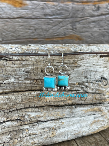 Dotted Kingman earrings