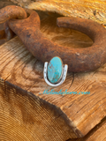 Horseshoe ring