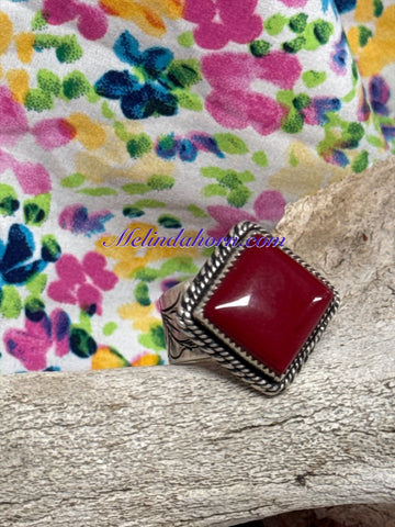 Red Rosarita square ring