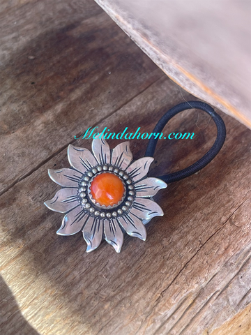 Sunflower ponytail tamer